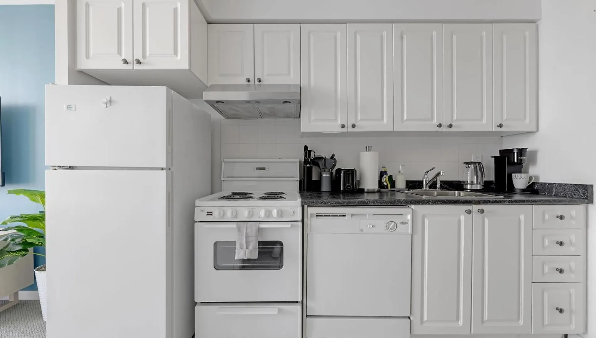 Breathtaking Lakeview Condo Free Parking Toronto 0*,