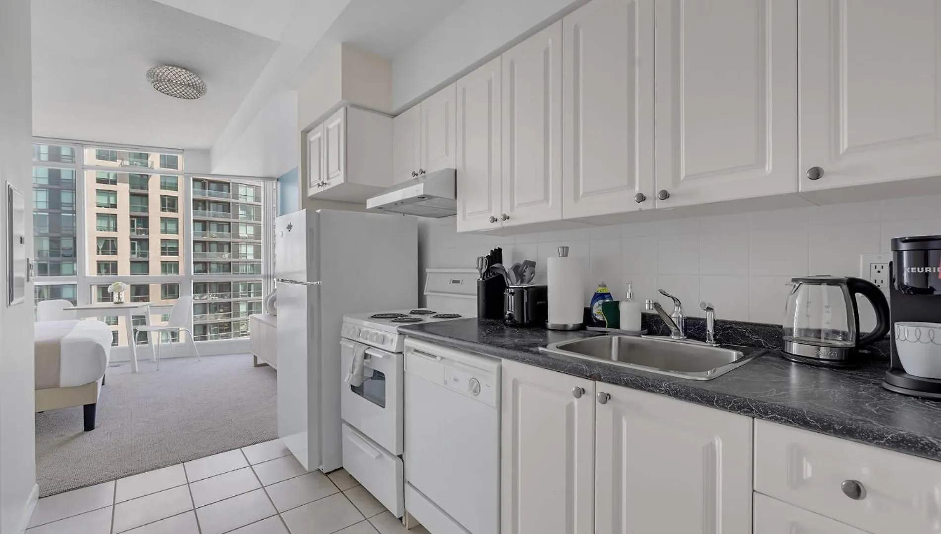 Apartment Breathtaking Lakeview Condo Free Parking Toronto